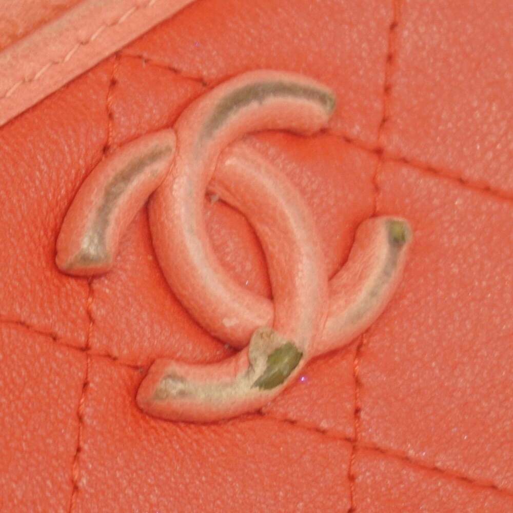 CHANEL Authentic Red Lambskin Leather Wallet - Picture 8 of 10